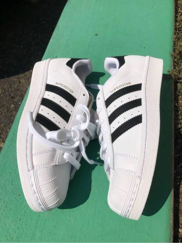 Adidas superstar white black