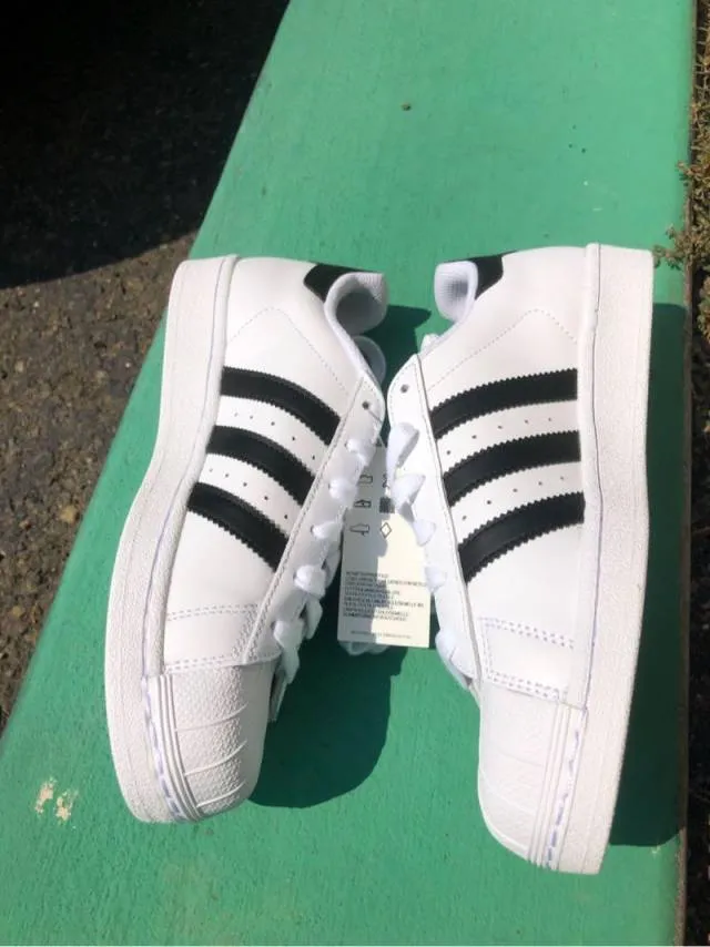 Adidas superstar white black