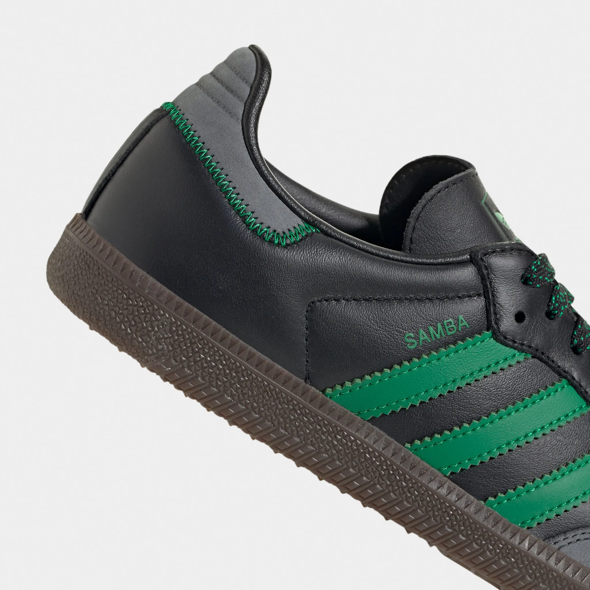 adidas Women's Samba OG Black / Green - Green