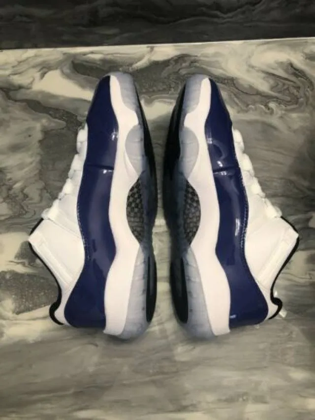 Nike air jordan 11 retro low women’s concord