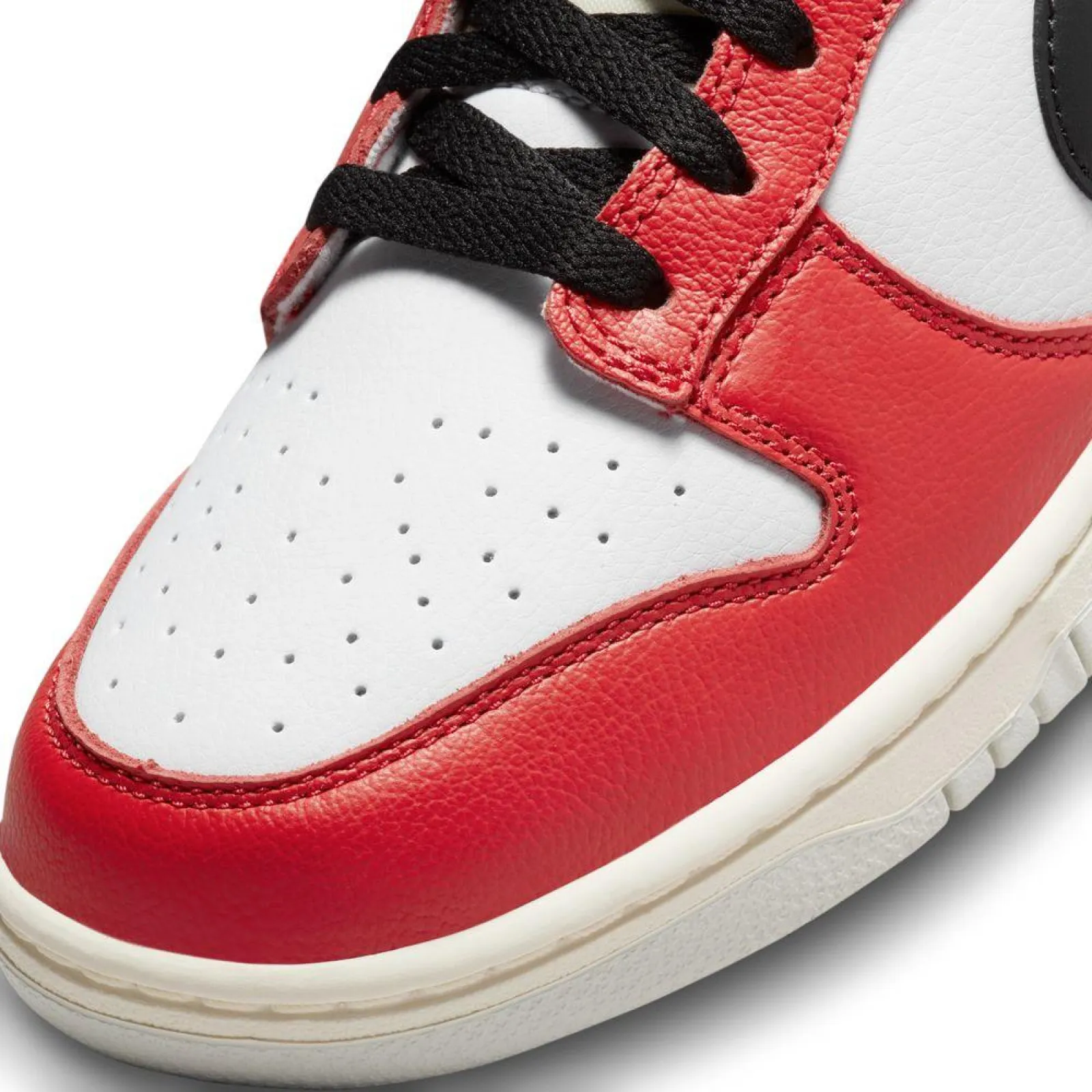 Nike Dunk Low Retro Premium ''Chicago Split''