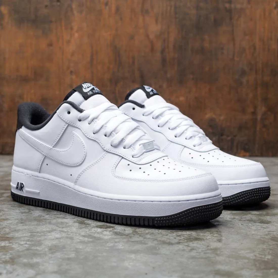 Nike Men Air Force 1 '07 (white / black-white)