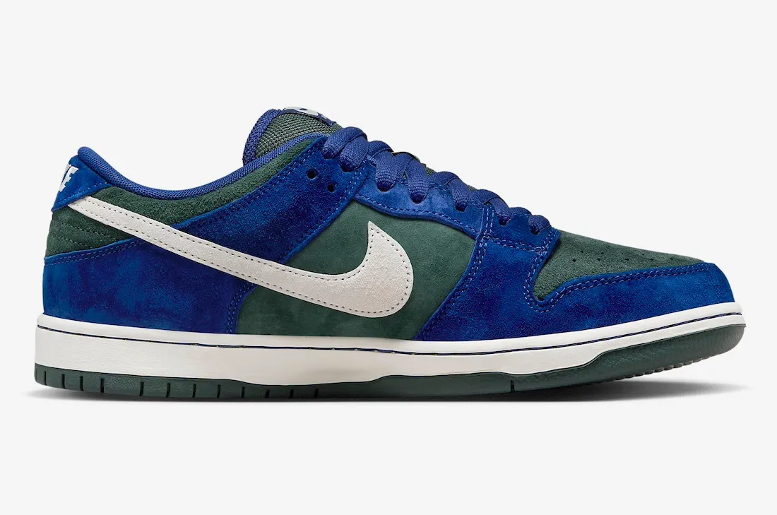 Nike SB Dunk Low Deep Royal Blue Sail Vintage Green HF3704-400