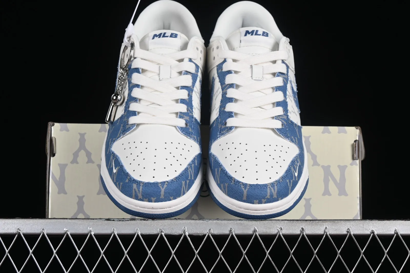 Nike SB Dunk Low MLB Denim Blue Off White DQ1098-348