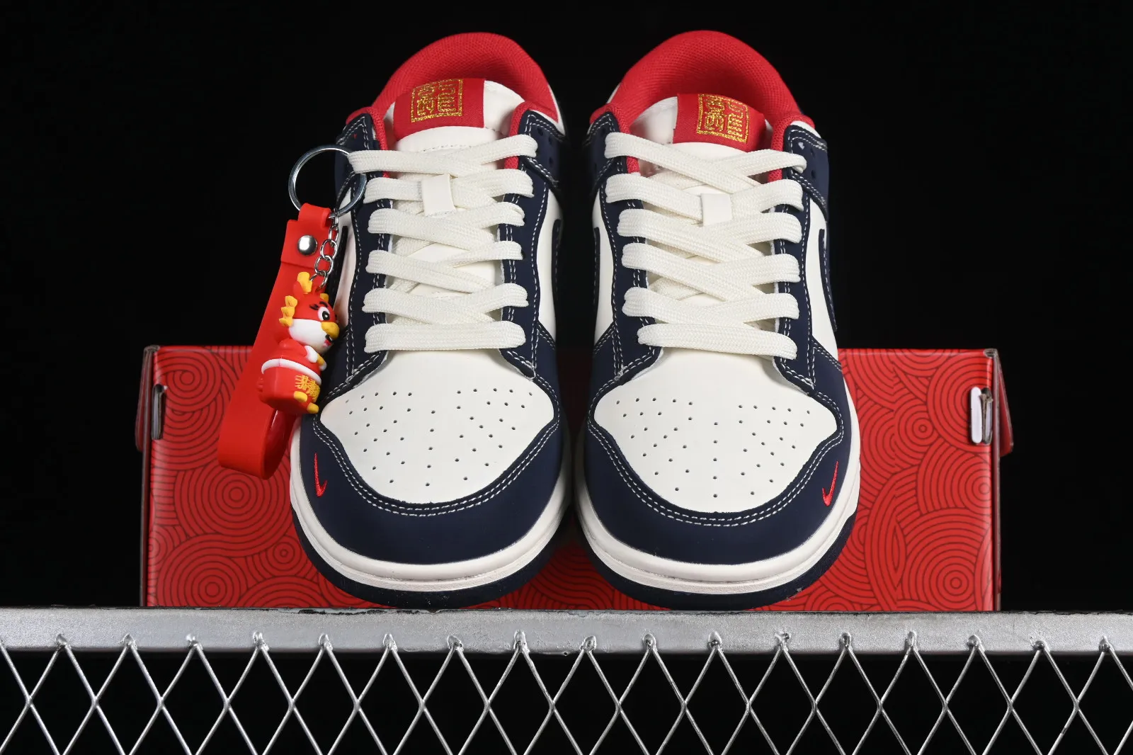 Nike SB Dunk Low Year of the Dragon Dark Blue Off White Red Gold XP3802-953