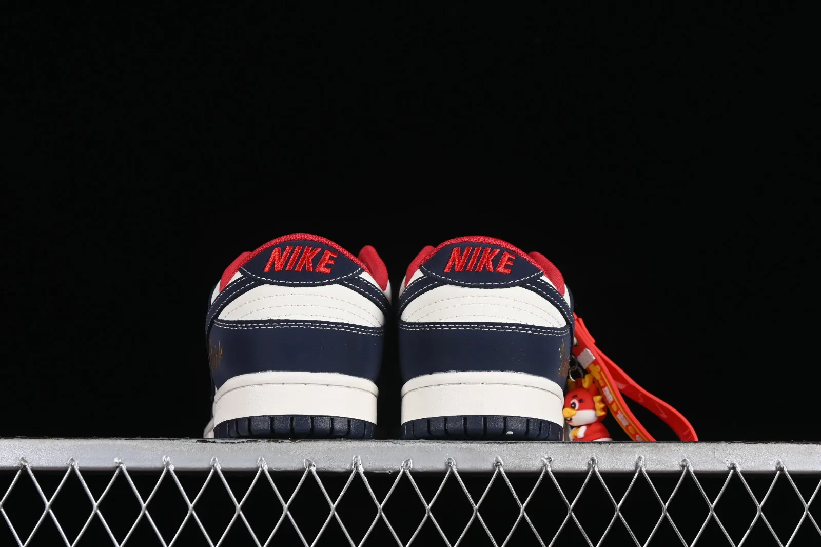 Nike SB Dunk Low Year of the Dragon Dark Blue Off White Red Gold XP3802-953