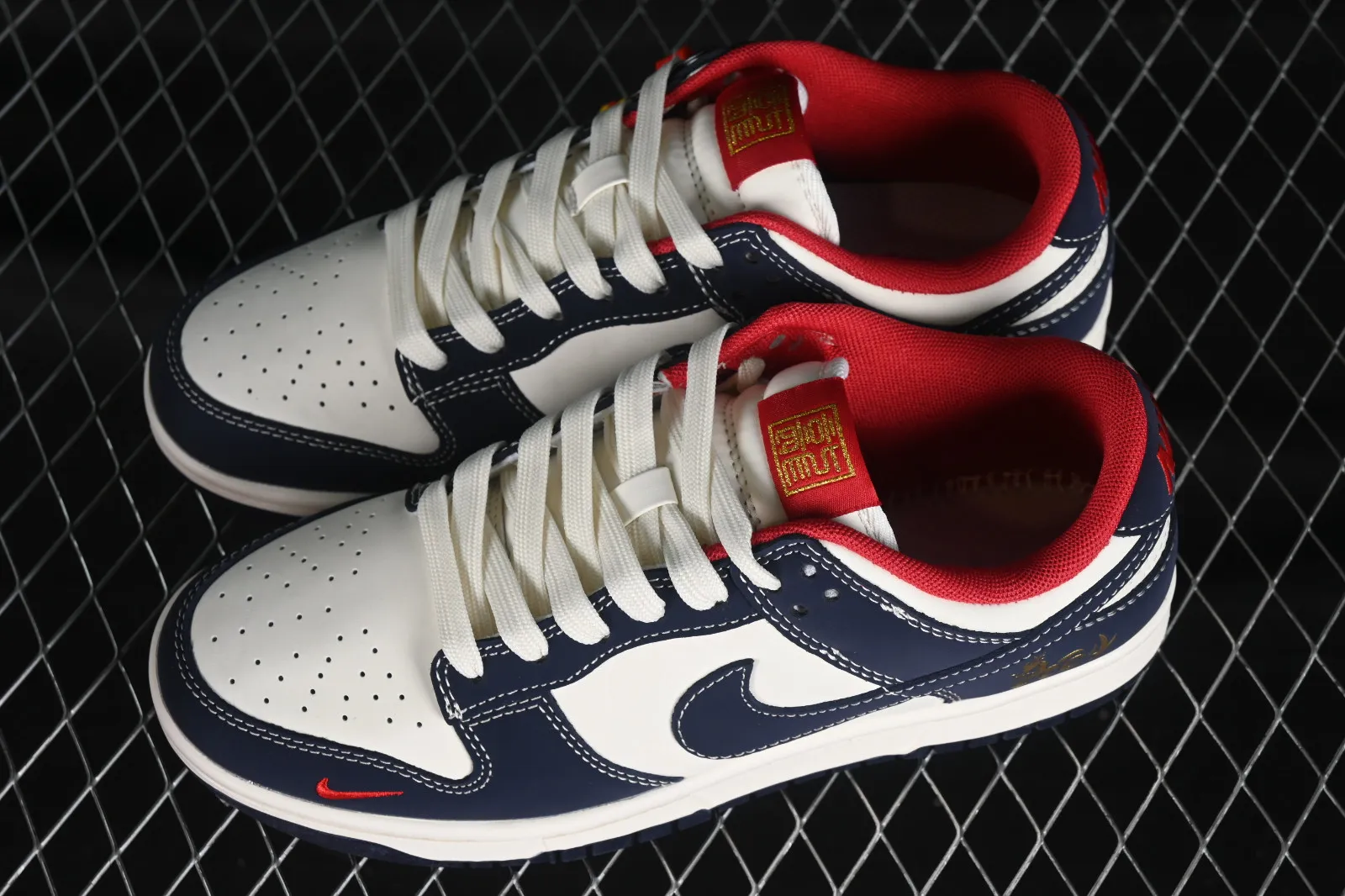 Nike SB Dunk Low Year of the Dragon Dark Blue Off White Red Gold XP3802-953