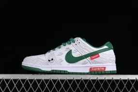 Supreme x Nike SB Dunk Low White Green Red XD6188-033